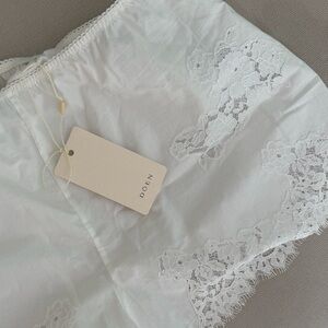 NWT Doen Ivette White Lace-Trim Shorts in Cotton